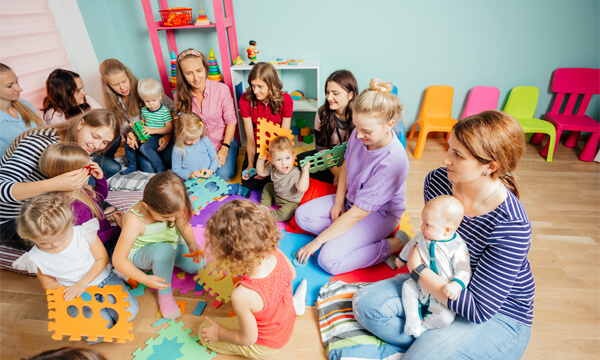 Blossom Educational - 10 ways to improve parental engagement - thumbnail